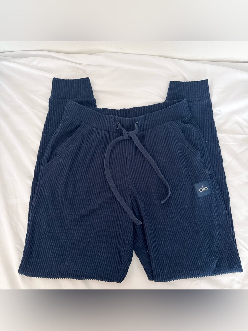 ALO Yoga Navy Ribbed Jogger Pants